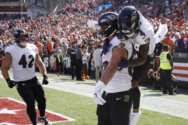 Lamar Jackson has 4 TDs as Ravens roll to 28-3 win over Browns and rookie  QB Thompson-Robinson