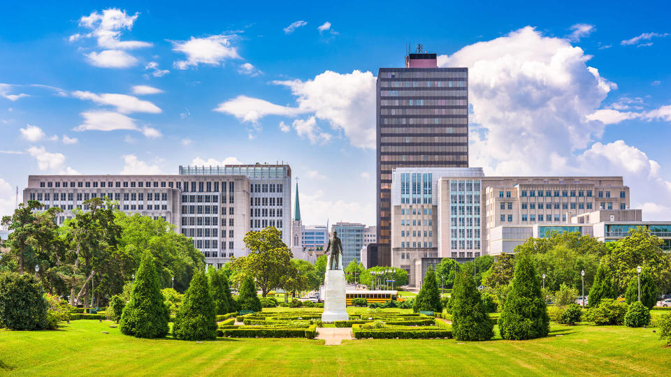 Baton Rouge, Louisiana, USA skyline from Louisiana State Capitol.