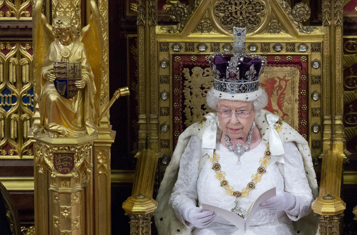 Queen Elizabeth II. gab ein seltenes TV-Interview. (Bild: AP Photo)