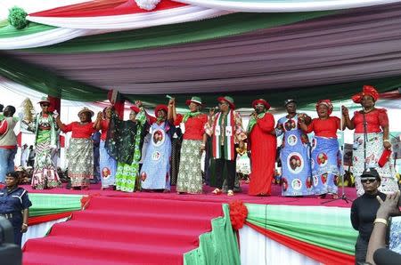 Patience Jonathan, wife of Nigeria's President Goodluck Jonathan, canvas for support for her husband during a rally by Jonathan's ruling People's Democratic Party (PDP) in Akwa Ibom State, March 14, 2015. REUTERS/Stringer