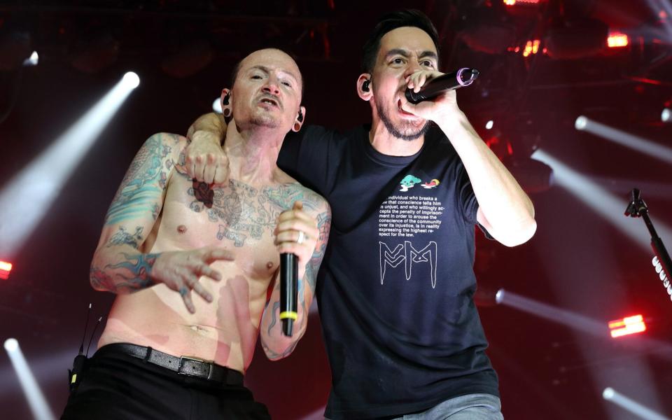 Chester Bennington and Mike Shinoda of Linkin Park perform at The O2 Arena on July 3, 2017 in London - Credit: Redferns