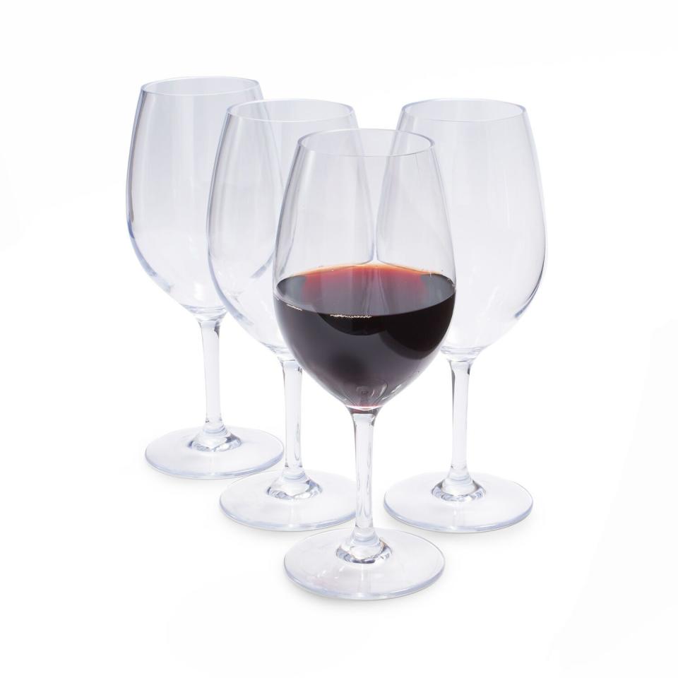 8) Outdoor Wine Glasses