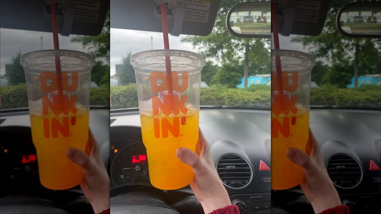 Dunkin' lemonade refresher