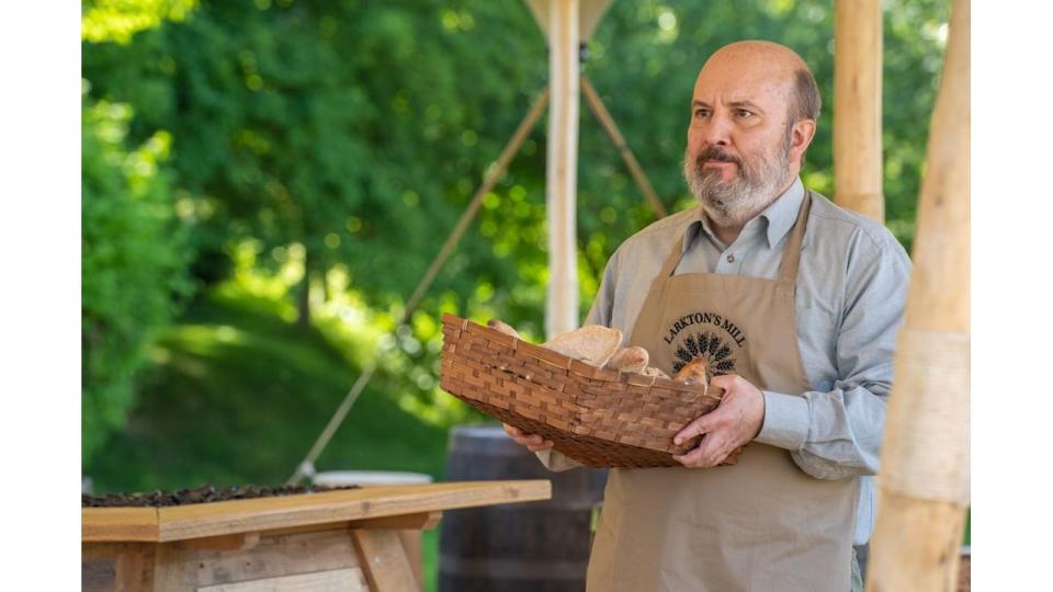 Gabriel Arnson (PAUL CHAHIDI) in Midsomer Murders