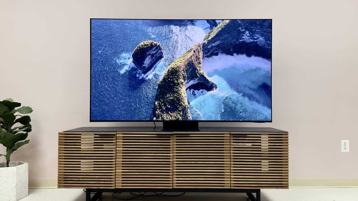  Samsung QN900C Neo QLED 8K TV 