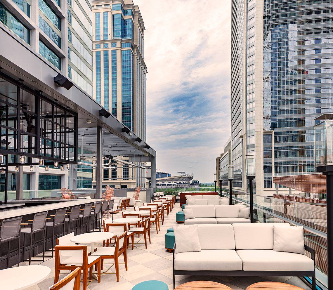 Aura Rooftop is on the fifth floor of the JW Marriott in uptown. Visit for botanical craft cocktails, boutique wines and small bites.