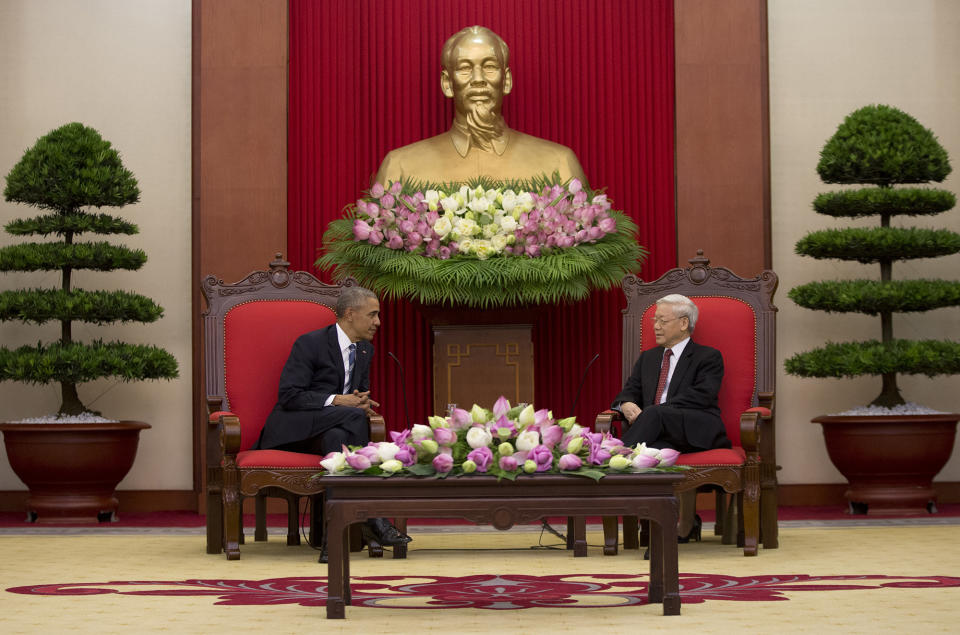 <p>U.S. President Barack Obama meets with Vietnamese Communist party secretary general Nguyen Phu Trong at the Central Office of the Communist Party of Vietnam in Hanoi, Vietnam, Monday, May 23, 2016. Obama on Monday lifted a half-century-old ban on selling arms to Vietnam during his first visit to the communist country, looking to bolster a government seen as a crucial, though flawed partner in a region he’s tried to place at the center of his foreign policy legacy. (AP Photo/Carolyn Kaster) </p>