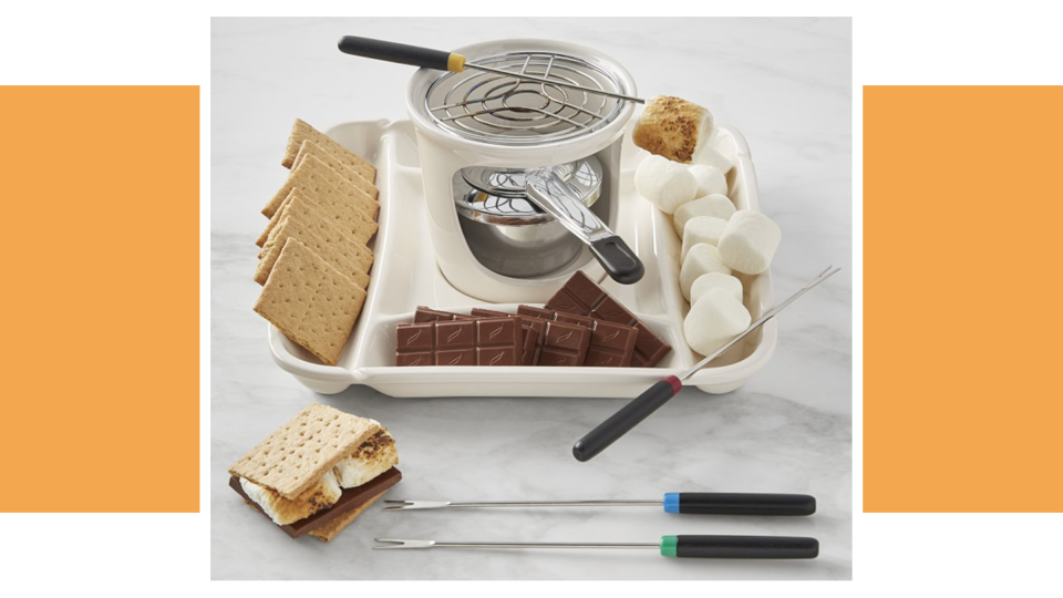 Best host and hostess gifts: S’mores Maker