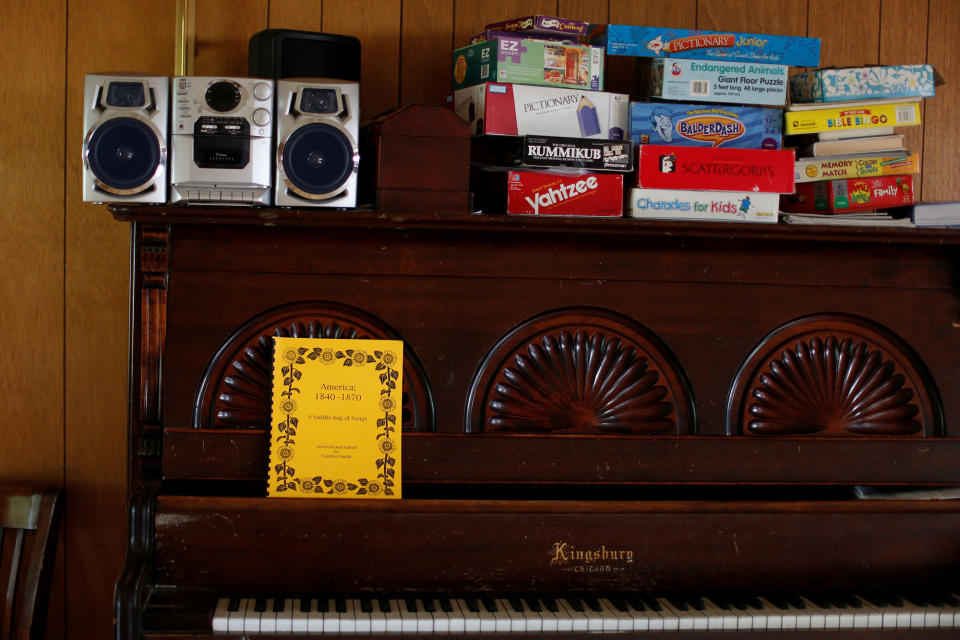 <p>A piano and games are seen in the United Methodist Church in which immigrant Rosa Sabido, 53, lives while facing deportation in Mancos, Colo., July 19, 2017. (Photo: Lucy Nicholson/Reuters) </p>
