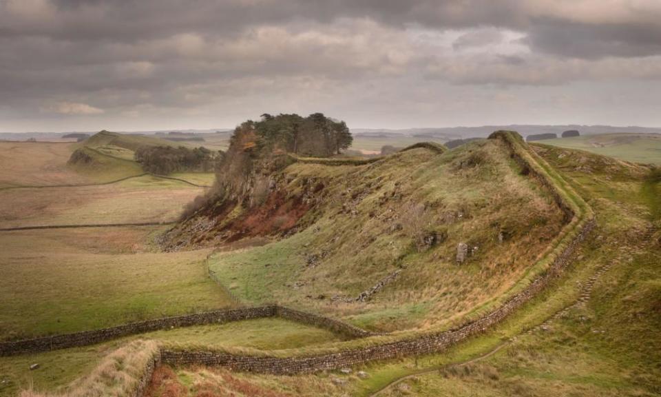 Hadrian’s Wall, near Housesteads, in late Autumn2D8TDET Hadrian’s Wall, near Housesteads, in late Autumn