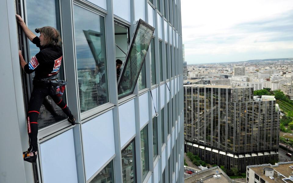 Robert scales a skyscraper in Paris - AFP via Getty