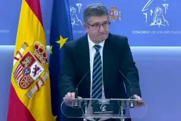 Momento incómodo. El vocero del gobierno español se quedó en silencio cuando le preguntaron por los agravios a Milei