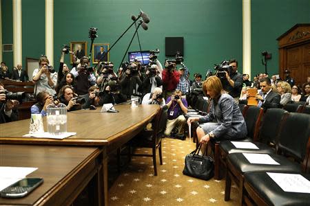 General Motors CEO Mary Barra arrives to testify before the House Energy and Commerce Committee hearing on Capitol Hill in Washington April 1, 2014. REUTERS/Jonathan Ernst