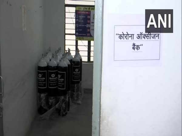 'Corona Oxygen Bank' started by Lucknow police. (Photo/ ANI)