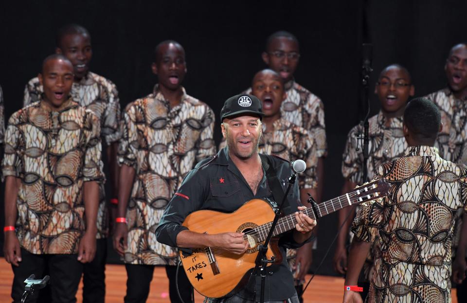 <p>Guitarist Tom Morello performs onstage during Global Citizen: The World On Stage at NYU Skirball Center on September 22, 2016 in New York City.</p> (ANGELA WEISS/AFP via Getty Images)