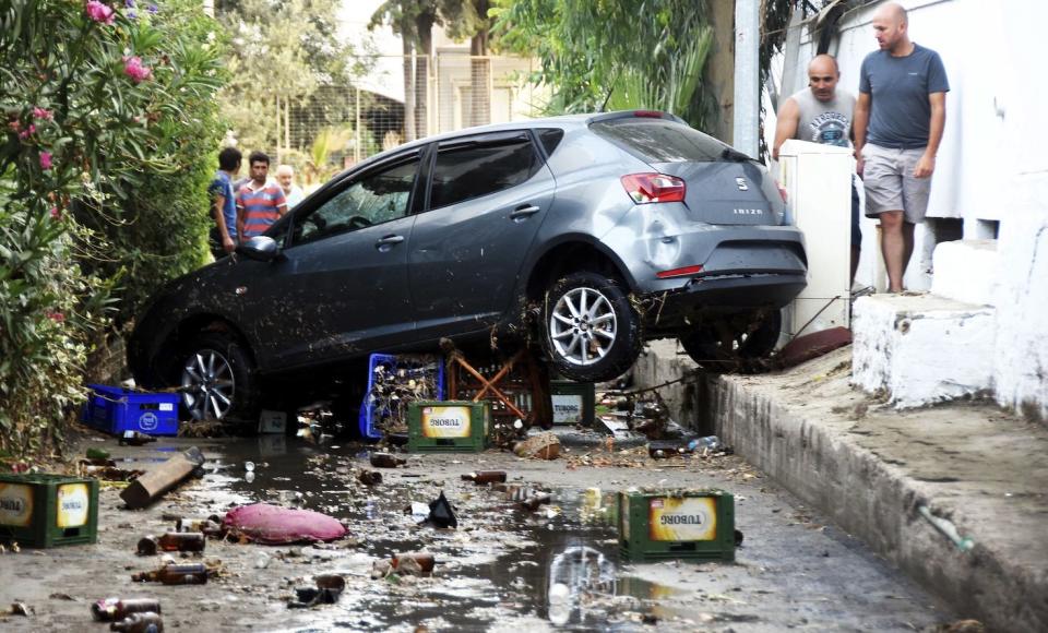 Two tourists killed and 120 injured after earthquake hits Greek and Turkish holiday islands