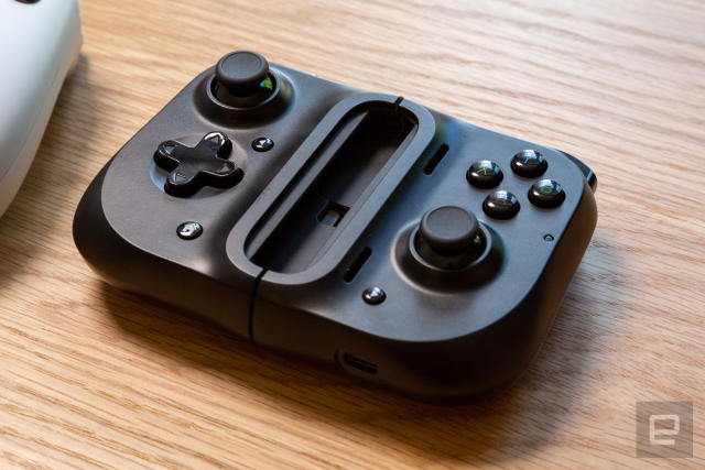 Razer's Kishi is the Switch-style phone controller I've been