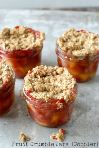 <strong>Get the <a href="http://boulderlocavore.com/2013/06/fruit-crumble-jars-think-cobbler-diy-mason-jars.html" target="_blank" rel="noopener noreferrer">fruit crumble jars recipe</a> from Boulder Locavore.</strong>