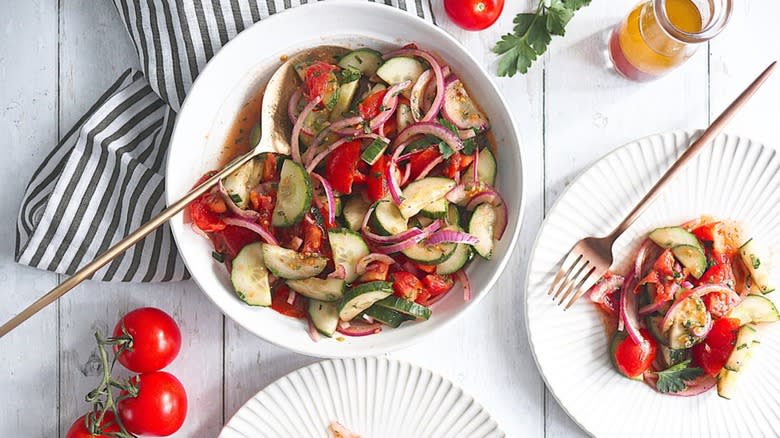 cucumber tomato salad bowl