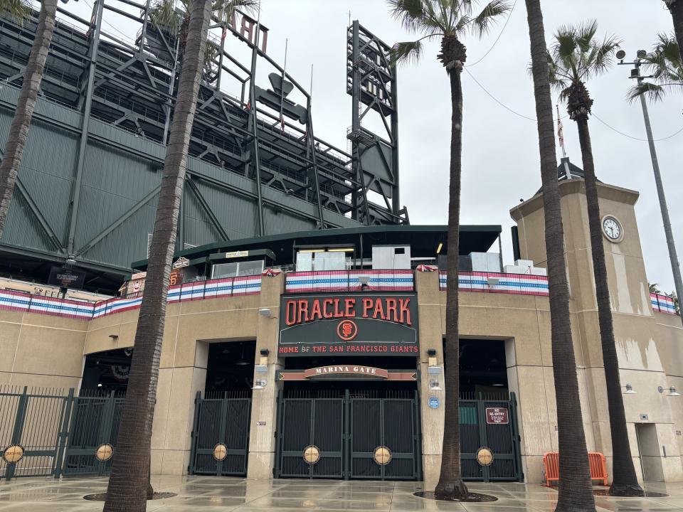 oracle park photos in s24 vs iphone 15 camera faceoff