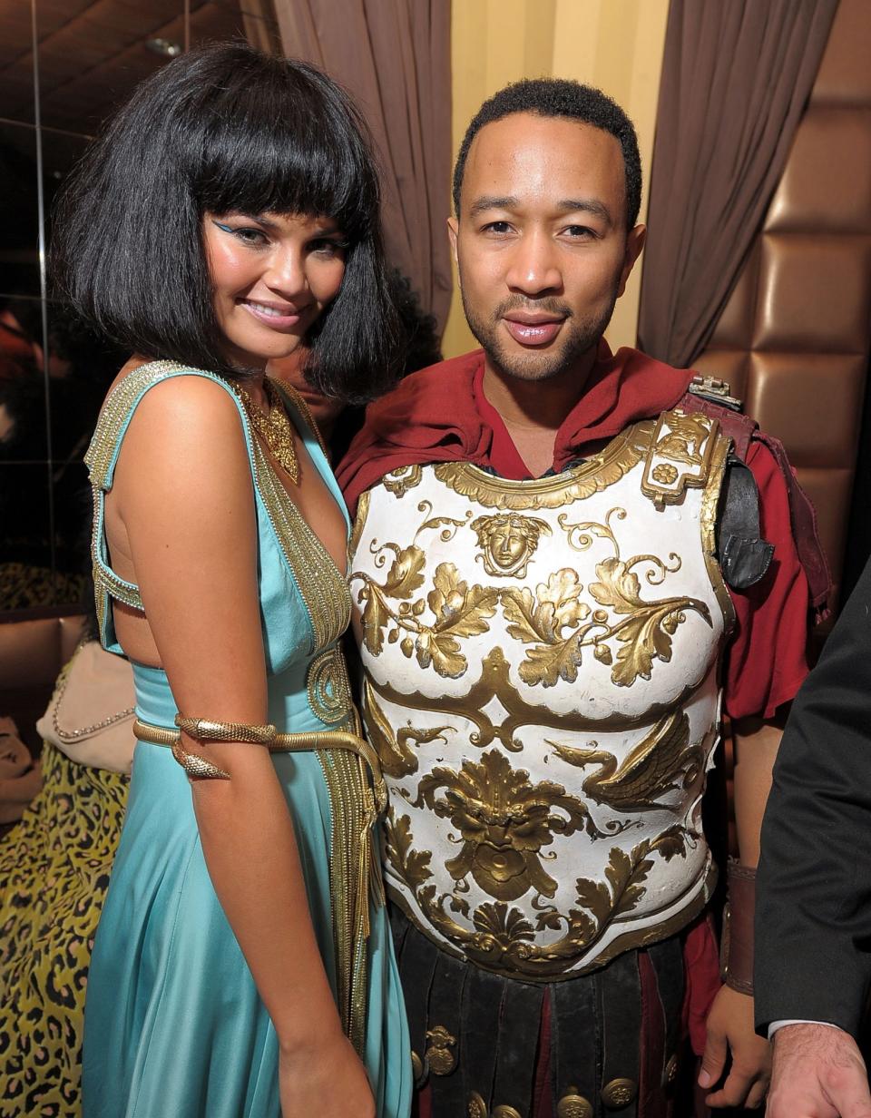 The 10 Best Celebrity Halloween Couples Costumes