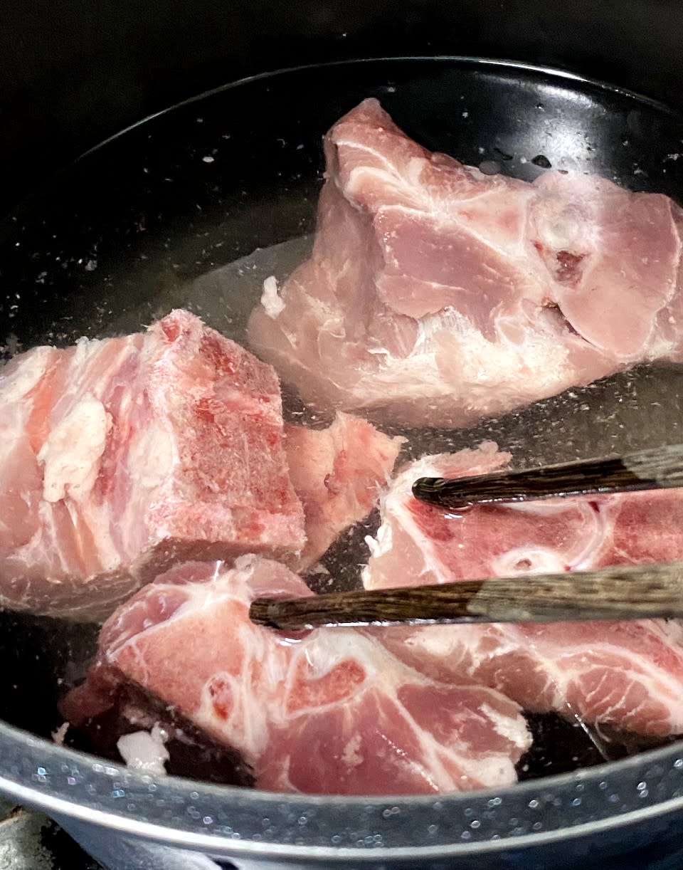 祛濕湯水食譜│雞骨草茯苓薏米湯 春日祛濕養肝