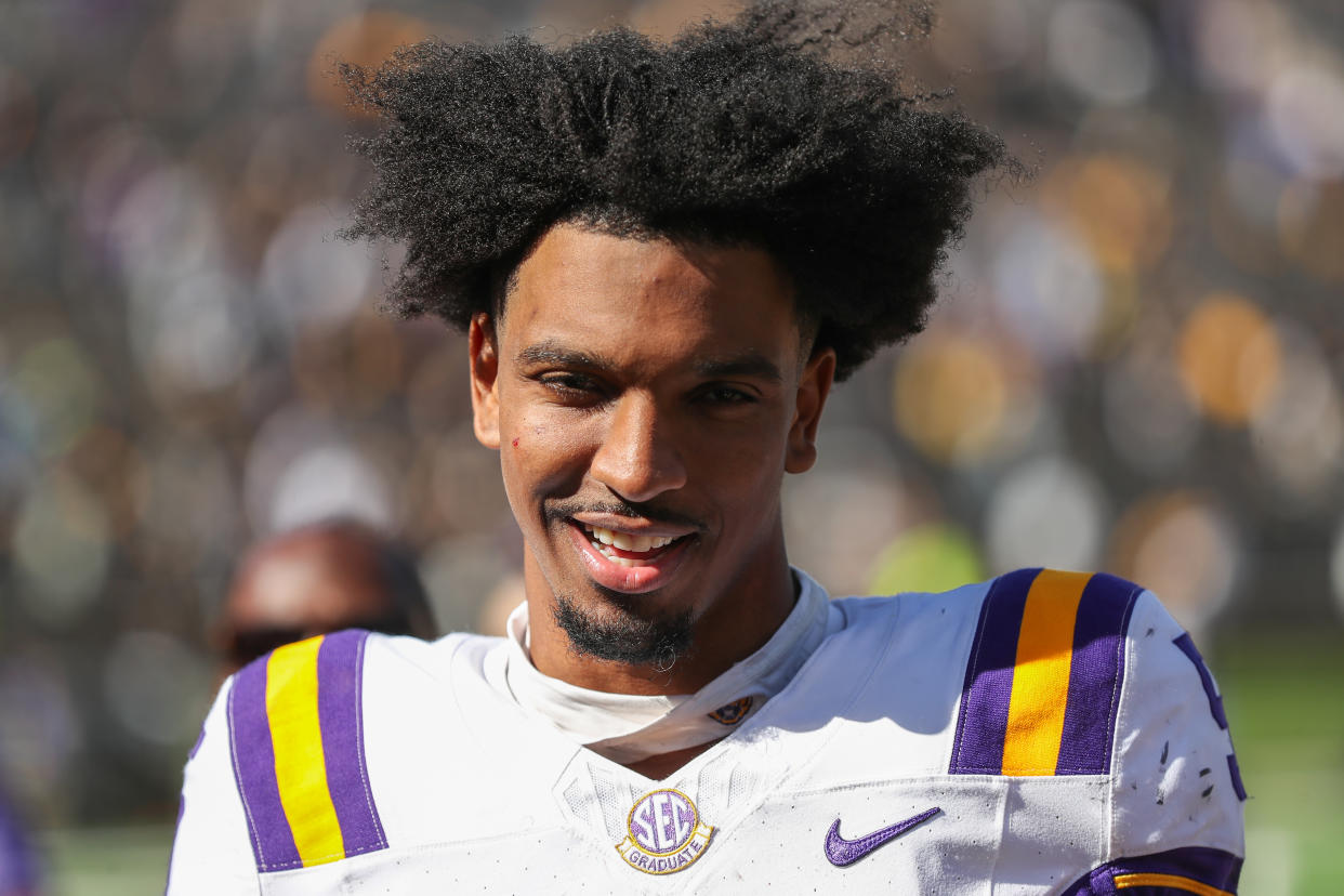 Jayden Daniels is back to being a big favorite to go second overall to the Washington Commanders. (Photo by Scott Winters/Icon Sportswire via Getty Images)