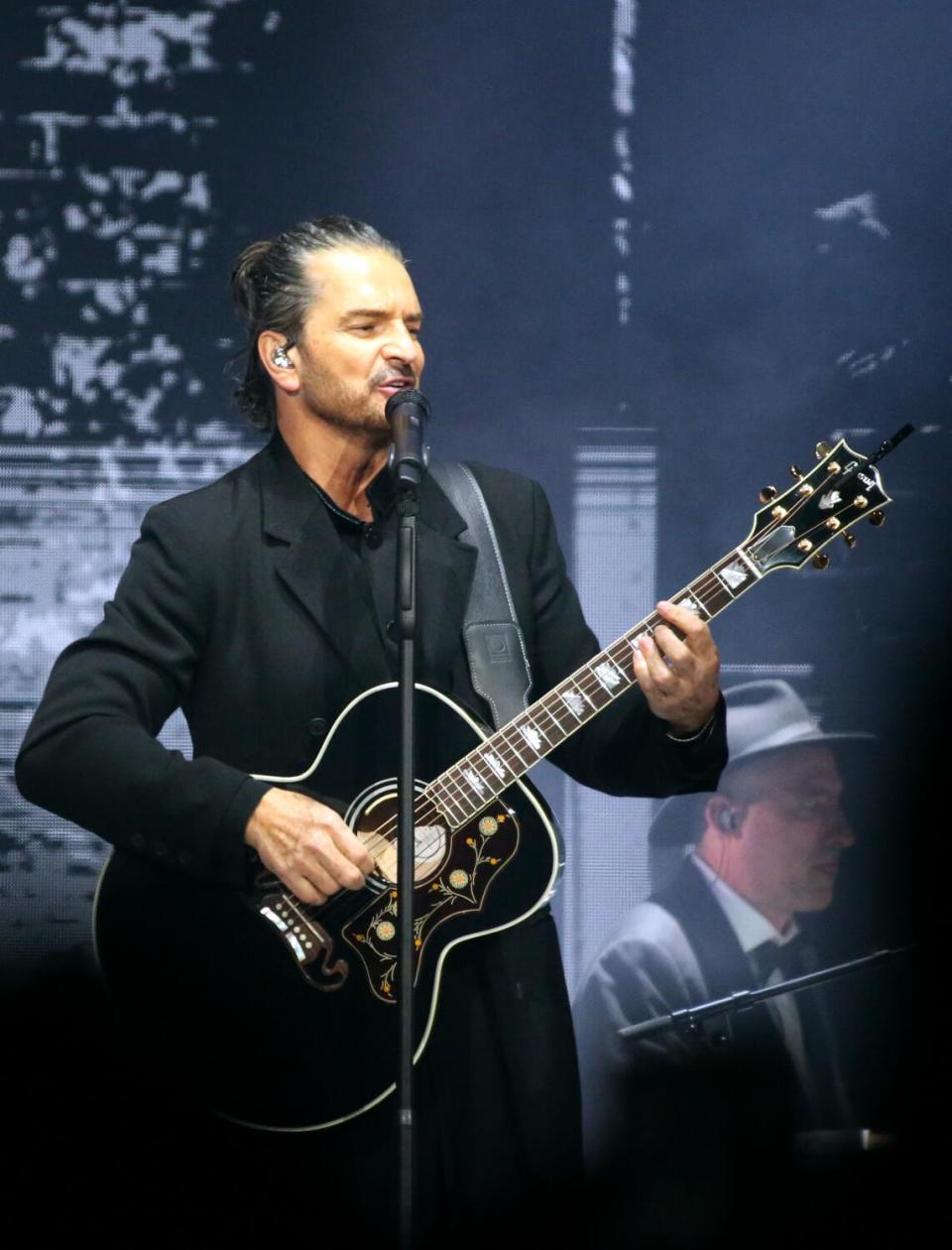 Ricardo Arjona había modificado las fechas en el último tramo de la gira tras presentar condiciones médicas