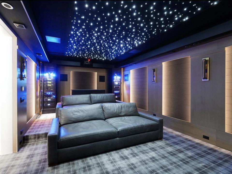 The home theatre.