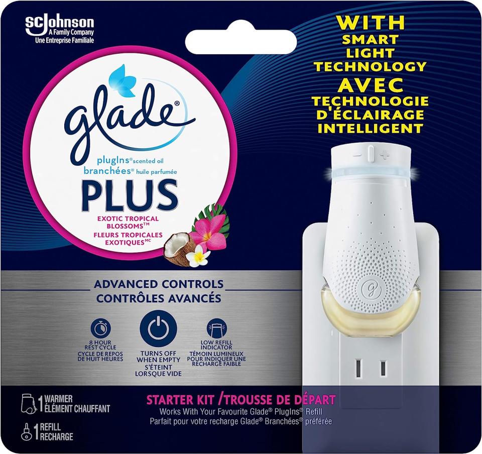 Glade PlugIns Plus Air Freshener Starter Kit (Photo via Amazon Canada)