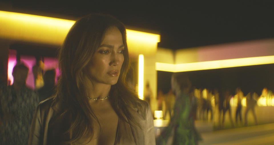 En esta imagen proporcionada por Netflix, Jennifer Lopez en una escena de "The Mother". (Netflix vía AP)