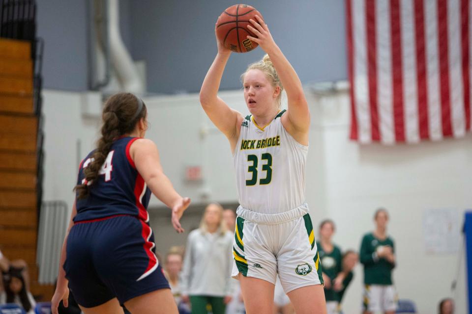 Rock Bridge's Kyrah Brodie (33) looks for an opening during the first half of the Naples Holiday Shootout 2021 American Division championship between Sacred Heart Academy (Ky.) and Rock Bridge High School (Mo.), Thursday, Dec. 30, 2021, at Barron Collier High School in Naples, Fla.Rock Bridge defeated Sacred Heart 40-36 to win the Naples Holiday Shootout 2021 American Division championship.