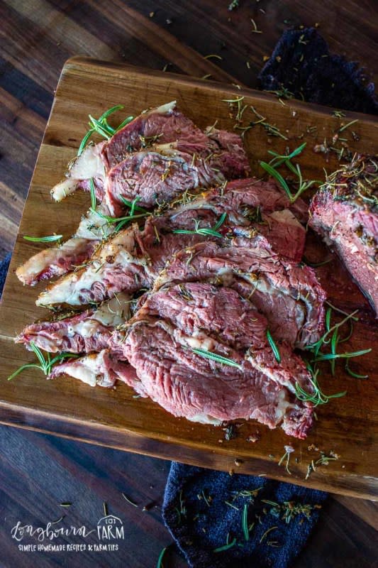 <p>Longbourn Farm</p><p>Tender, juicy, packed with smokey flavor – this smoked prime rib is sure to be a total hit!</p><p><strong>Get the recipe: </strong><strong><a href="https://longbournfarm.com/smoked-prime-rib-recipe/" rel="nofollow noopener" target="_blank" data-ylk="slk:Smoked Prime Rib;elm:context_link;itc:0;sec:content-canvas" class="link rapid-noclick-resp">Smoked Prime Rib</a></strong></p>