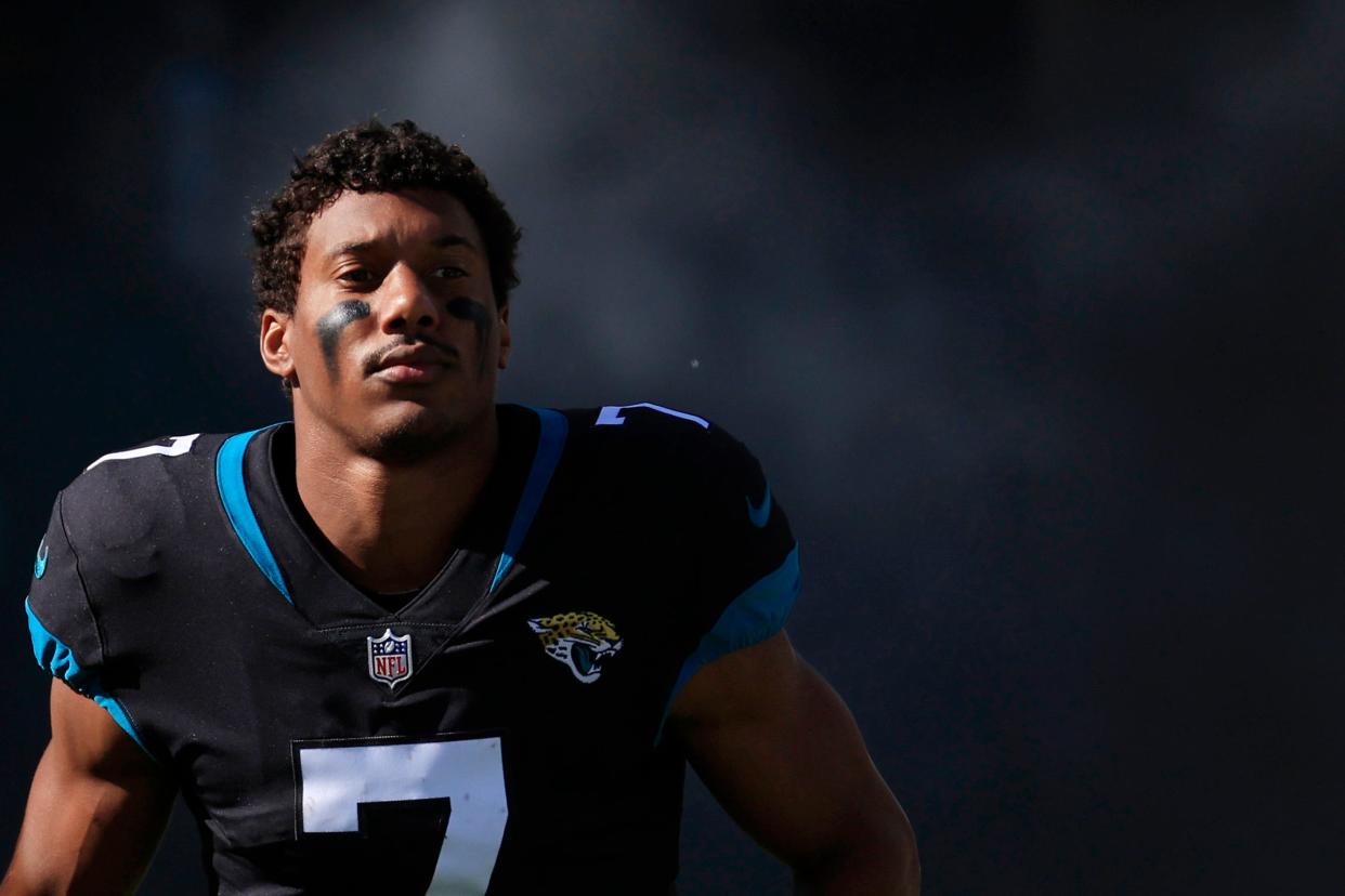 Jacksonville Jaguars wide receiver Zay Jones (7) takes to the field before of a regular season NFL football matchup Sunday, Dec. 18, 2022 at TIAA Bank Field in Jacksonville. The Jacksonville Jaguars edged the Dallas Cowboys 40-34 in overtime. [Corey Perrine/Florida Times-Union]