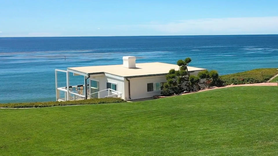 Britney Spears 'Sometimes' Beach House