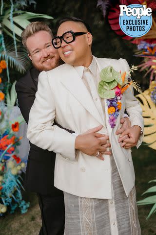 <p>Logan Cole</p> Nico Santos and Zeke Smith wedding photos