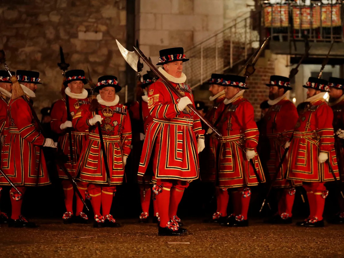 The Tower of London is hiring for a $40,000 Beefeater to help defend the Crown J..
