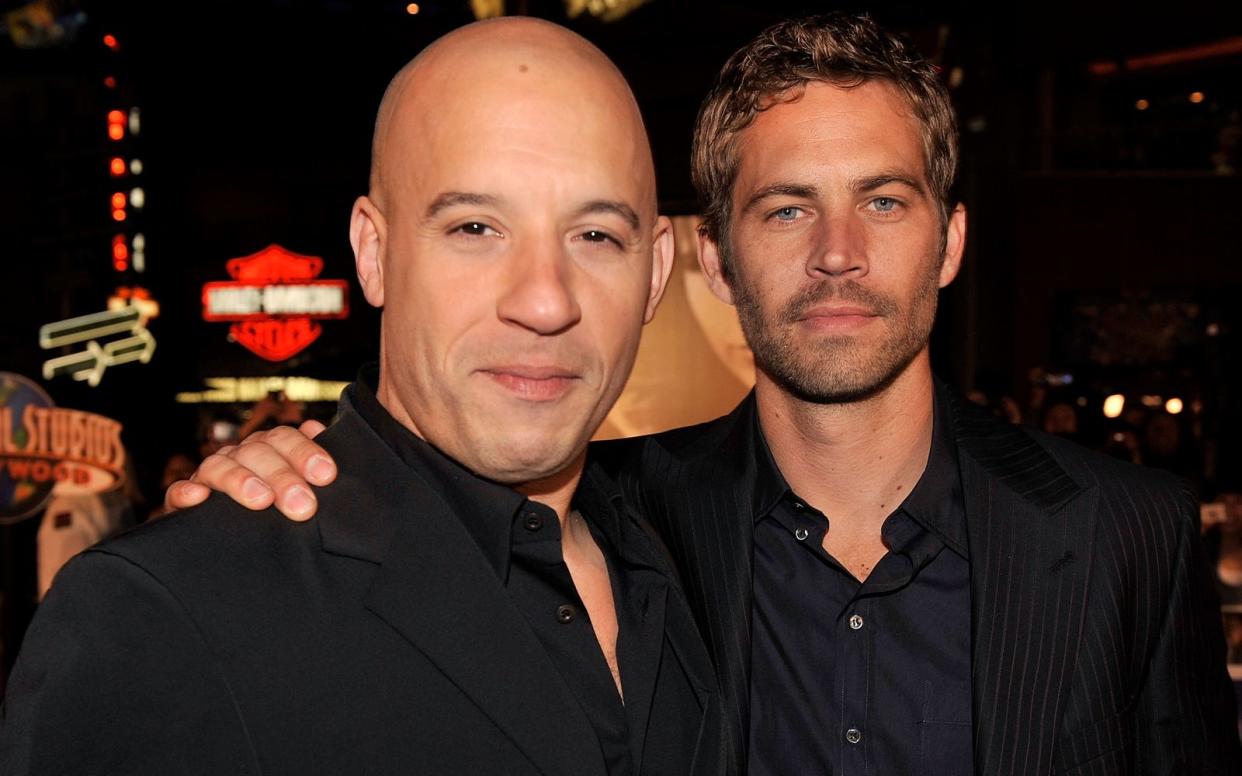 "Fast & Furious"-Stars und einst beste Freunde: Vin Diesel (links) und der 2013 verstorbene Paul Walker. (Bild: Kevin Winter/Getty Images)