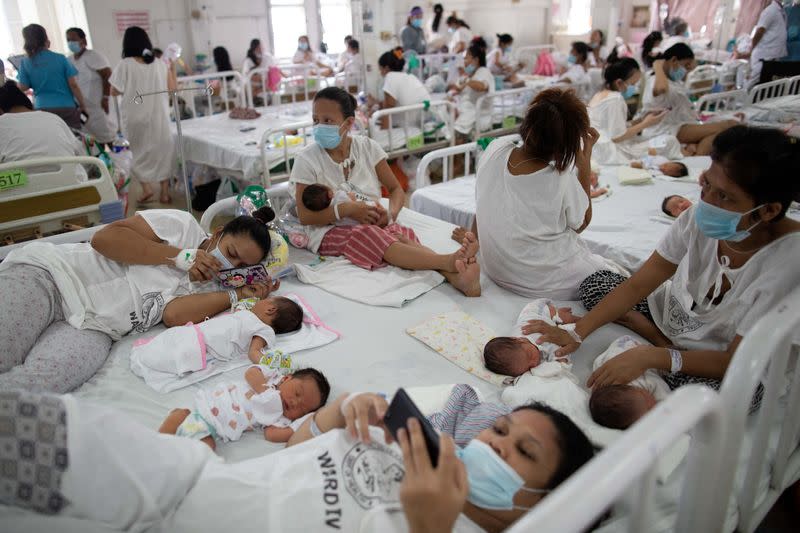 Mothers, newborns cram inside Philippines busiest maternity ward amid COVID-19 outbreak