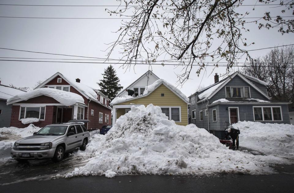 New York pummelled with snow storms