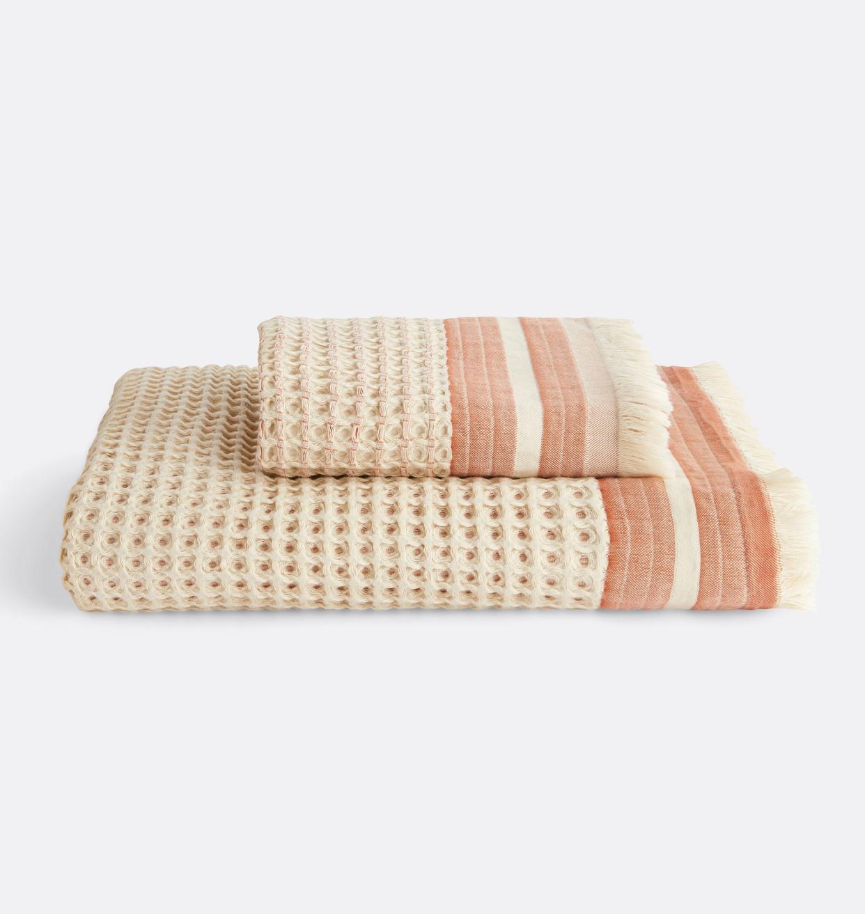 <p><a href="https://go.redirectingat.com?id=74968X1596630&url=https%3A%2F%2Fwww.rejuvenation.com%2Fproducts%2Fwaffle-knit-stripe-organic-cotton-towels%2F&sref=https%3A%2F%2Fwww.elledecor.com%2Fshopping%2Fhome-accessories%2Fg60372849%2Fbest-waffle-towels%2F" rel="nofollow noopener" target="_blank" data-ylk="slk:Shop Now;elm:context_link;itc:0;sec:content-canvas" class="link rapid-noclick-resp">Shop Now</a></p><p>Waffle Knit Stripe Organic Cotton Towel</p><p>rejuvenation.com</p><p>$39.00</p>