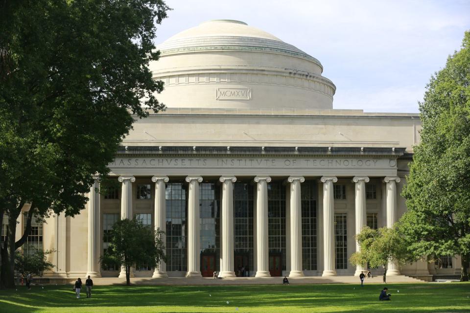 Massachusetts Institute of Technology