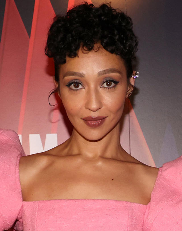 The 16 Best Haircuts for Curly Hair in 2021