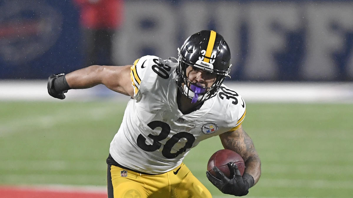 Ex-Steelers RB James Conner Re-Signs With Cardinals