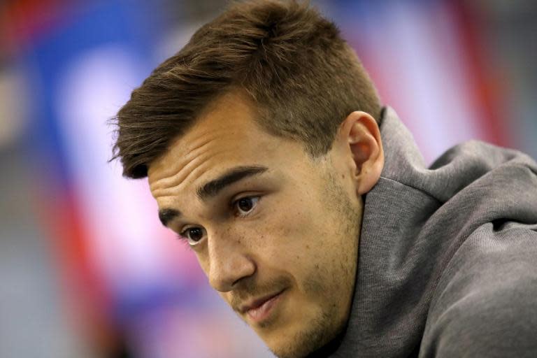 Tottenham’s Harry Winks says he would rather stay with England’s senior squad than the U21s