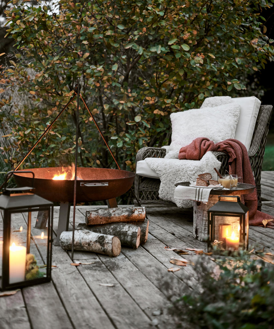 garden deck with firepit