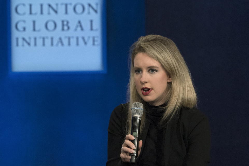 Elizabeth Holmes, PDG de Theranos, prend la parole lors de la réunion annuelle de la Clinton Global Initiative à New York, le 29 septembre 2015. REUTERS/Brendan McDermid 
