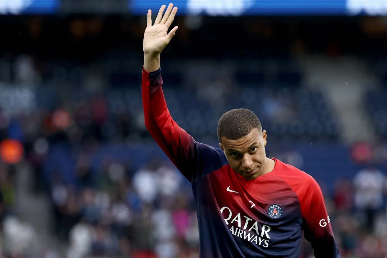 Avec ou sans Mbappé contre Lyon, le Paris Saint-Germain prépare déjà son avenir sur et en dehors des terrains en raison du départ de sa star française.