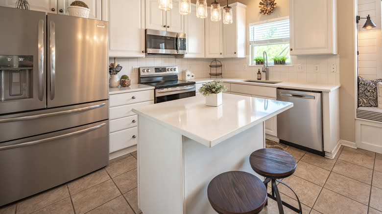 bright and modern kitchen