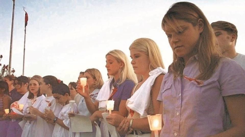 Friends of Jessica Cain gathered for a vigil, hoping she would be found. / Credit: The Galveston County Daily News